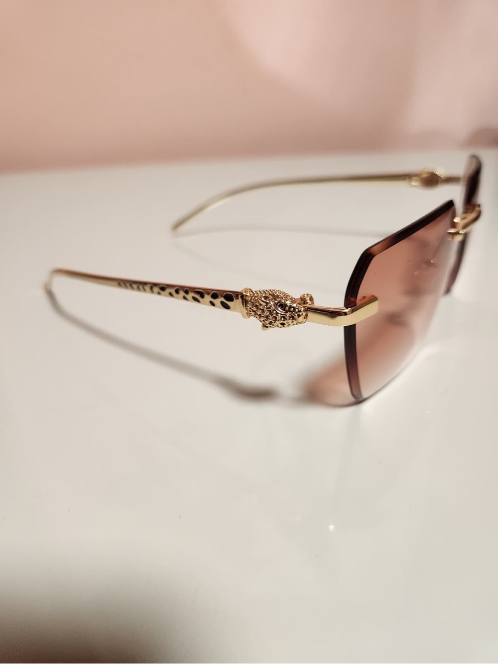 Unisex Rimless Rectangle Sunglasses Gold Metal Frame Pink Gradient Lenses